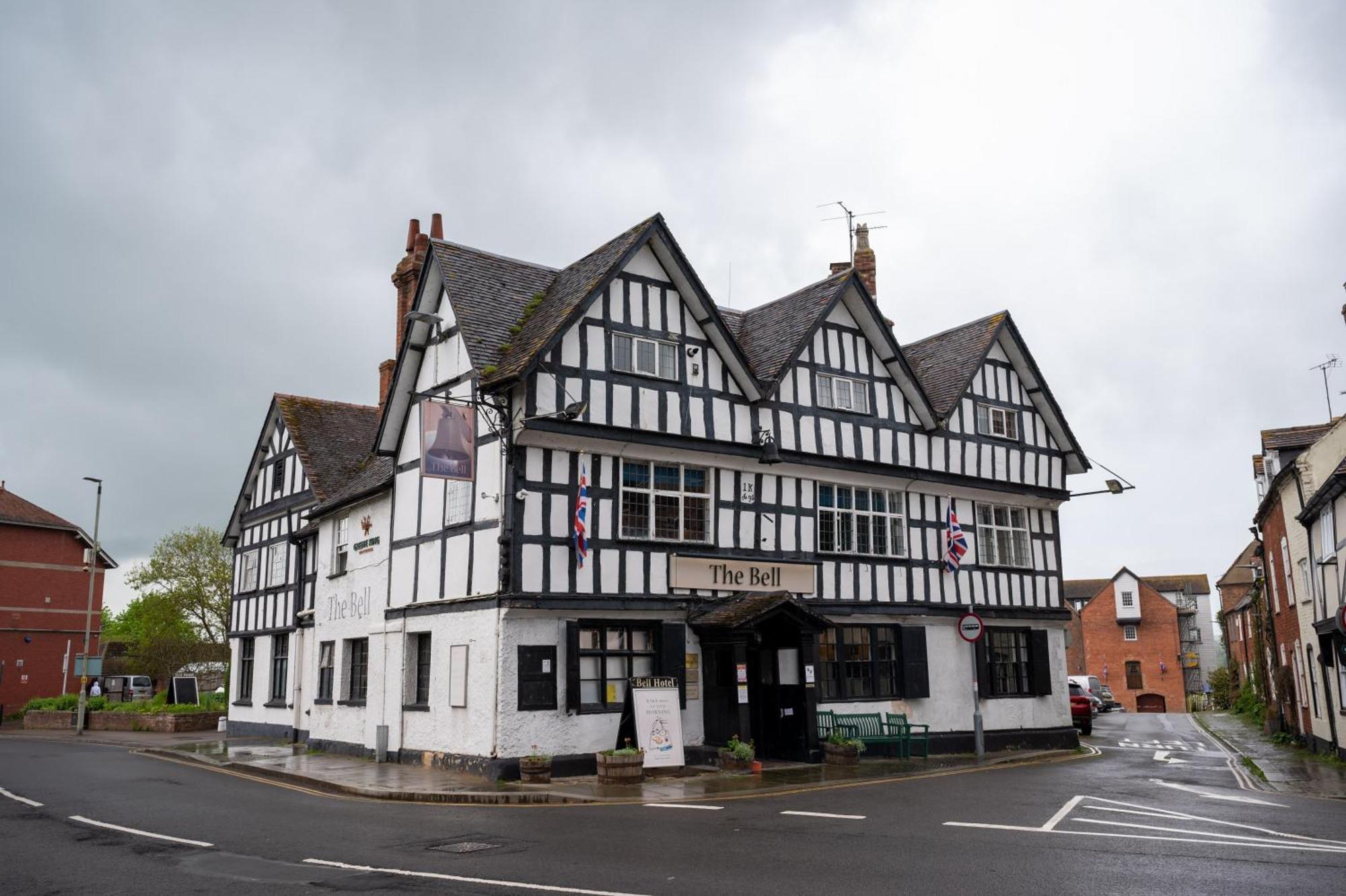 Bell Hotel By Greene King Inns Tewkesbury Bagian luar foto